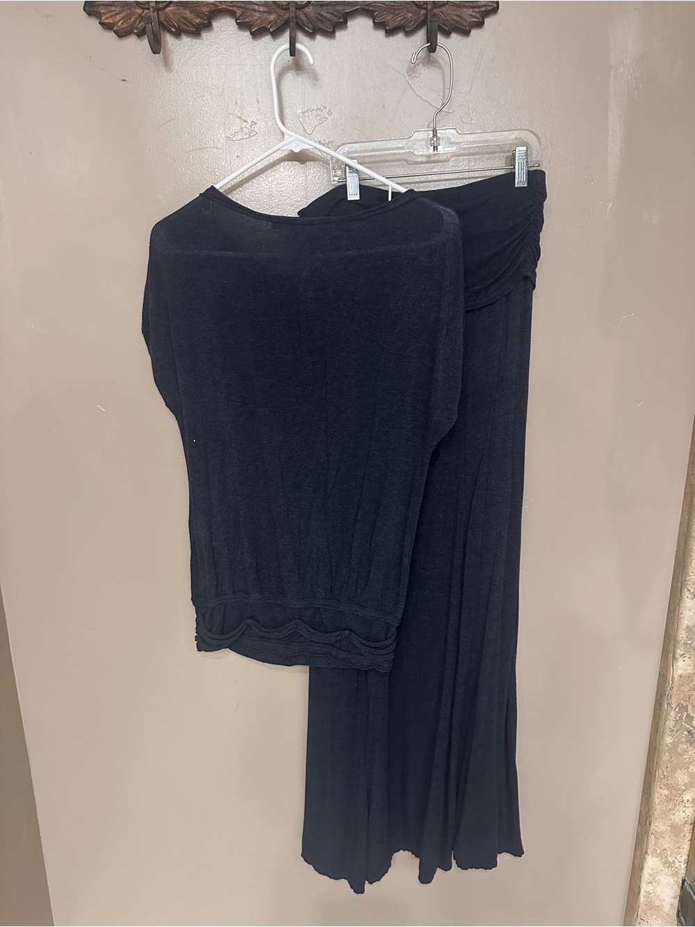 Max Studio Navy Two-Piece Top and Skirt Size XS Y2k - Picture 6 of 8